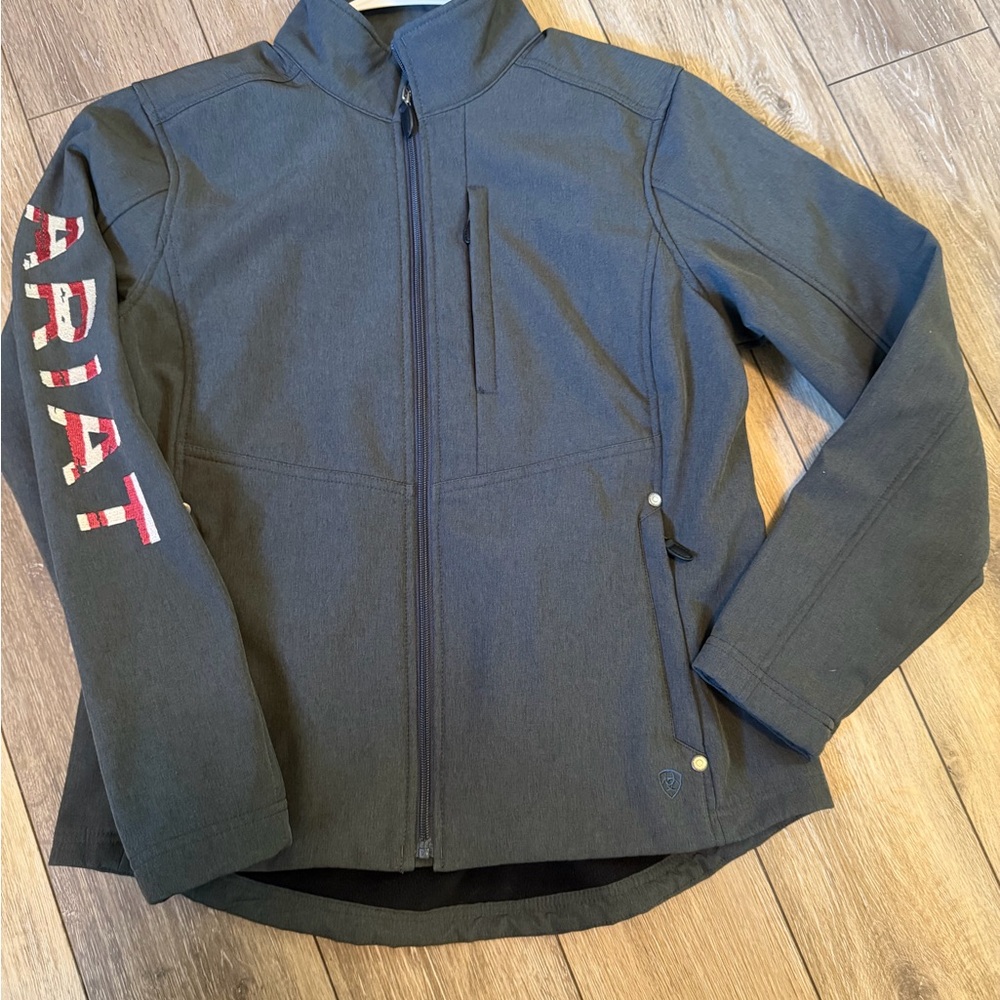 Ariat Women’s American Flag Softshell Jacket Size L- Like New 🇺🇸